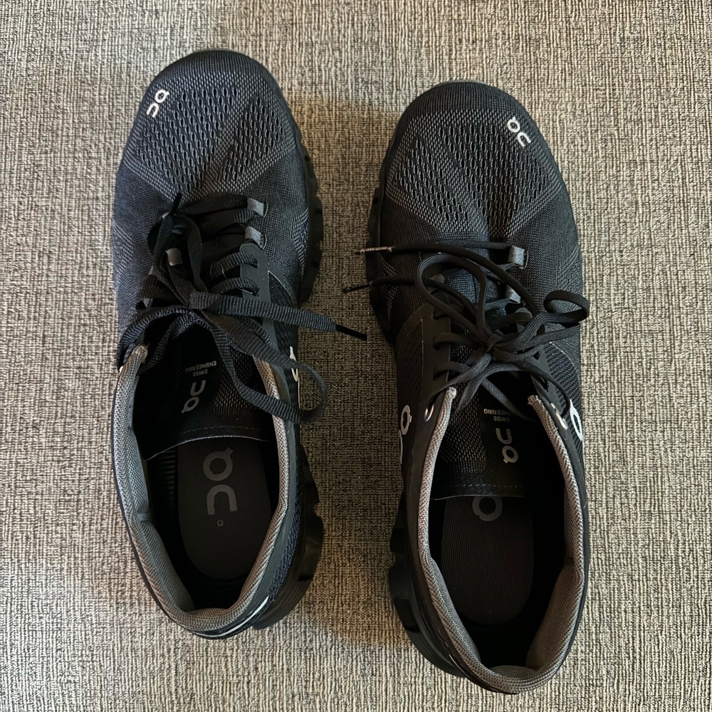 ON CLOUD X BLACK/ASPHALT WOMENS RUNNING SHOES 10.5